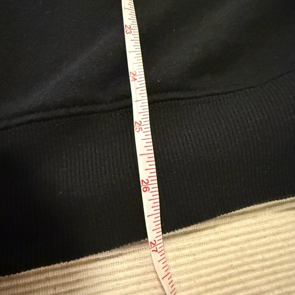 Goodie Two Sleeves Champagne Bottle Sweatshirt Black Pullover Crewneck Medium - Picture 5 of 6